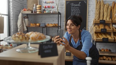 Five proactive social media tips to boost your bakery business